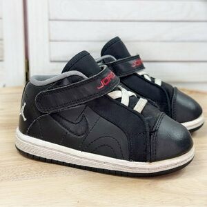 Nike Air Jordan Sky‎ High Retro Style Toddler Sneakers Black White 7 441134-001